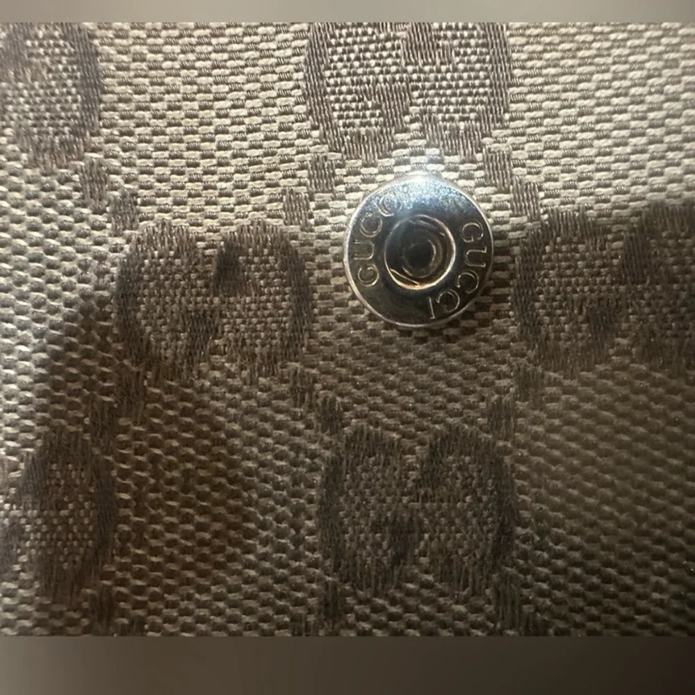 GUCCI | Brown and Pink Bifold Wallet with Heart Detail
